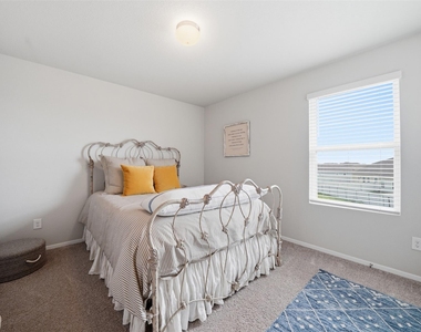 641 Running Creek Dr - Photo Thumbnail 27