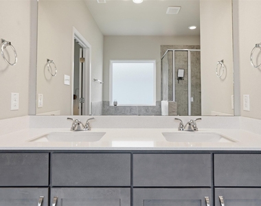 641 Running Creek Dr - Photo Thumbnail 16