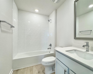 404 Tinto St - Photo Thumbnail 32