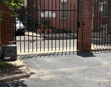 2501 Christian Street - Photo Thumbnail 6