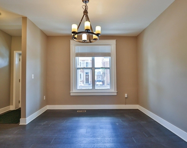 129 E Goepp Street - Photo Thumbnail 7