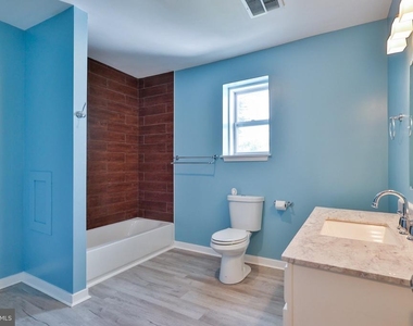 129 E Goepp Street - Photo Thumbnail 21