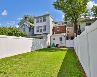 129 E Goepp Street - Photo Thumbnail 29