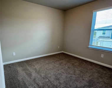 1850 Settlers Glen Dr - Photo Thumbnail 20