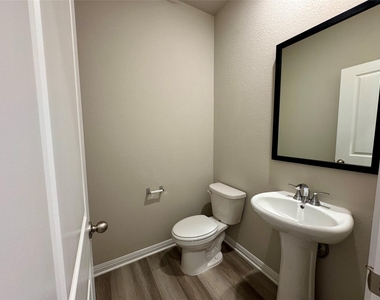1850 Settlers Glen Dr - Photo Thumbnail 9