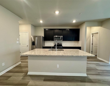1850 Settlers Glen Dr - Photo Thumbnail 7