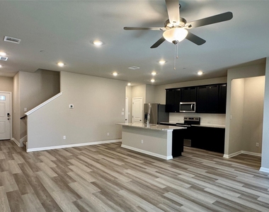 1850 Settlers Glen Dr - Photo Thumbnail 6