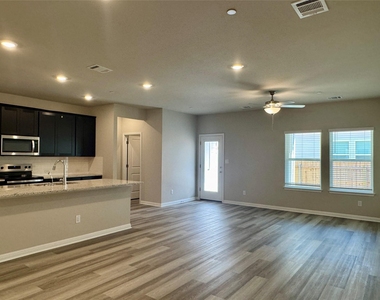 1850 Settlers Glen Dr - Photo Thumbnail 5