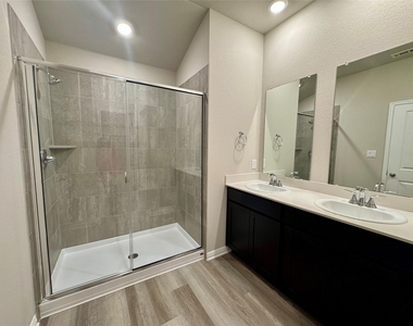 1850 Settlers Glen Dr - Photo Thumbnail 15