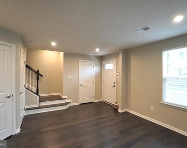 125 Dragon Drive - Photo Thumbnail 3