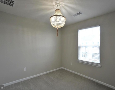 125 Dragon Drive - Photo Thumbnail 20