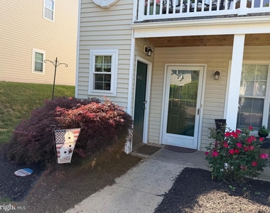1613 Rosewood Court - Photo Thumbnail 2