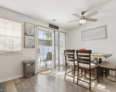 1613 Rosewood Court - Photo Thumbnail 7