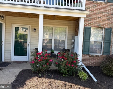 1613 Rosewood Court - Photo Thumbnail 1