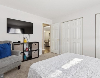 1613 Rosewood Court - Photo Thumbnail 9