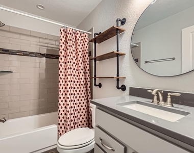 348 Adams St - Photo Thumbnail 8