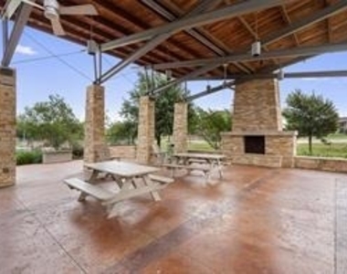 1718 Woodvista Pl - Photo Thumbnail 28