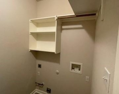 1718 Woodvista Pl - Photo Thumbnail 25