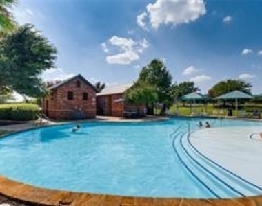 1718 Woodvista Pl - Photo Thumbnail 34