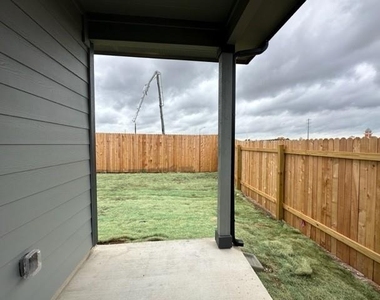 1316 Plymouth Rd - Photo Thumbnail 21