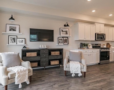 1128 Meadowlark Drive - Photo Thumbnail 9