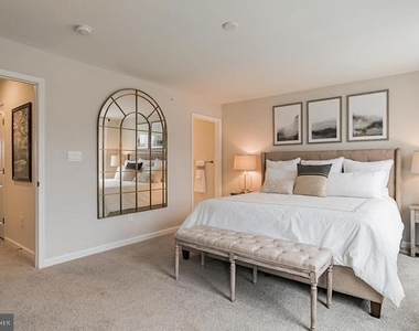 1128 Meadowlark Drive - Photo Thumbnail 8