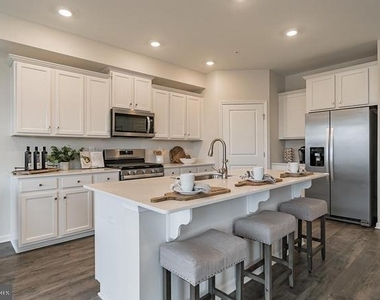 1128 Meadowlark Drive - Photo Thumbnail 25
