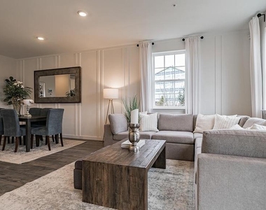 1128 Meadowlark Drive - Photo Thumbnail 6