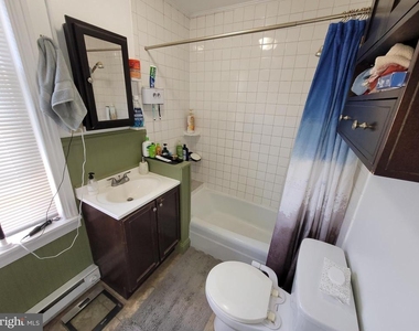 422 Gold Street Street - Photo Thumbnail 10