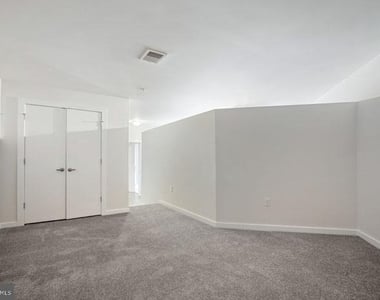 131 Bridge Street - Photo Thumbnail 89