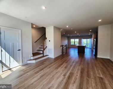 149 Glory Maple Lane - Photo Thumbnail 2