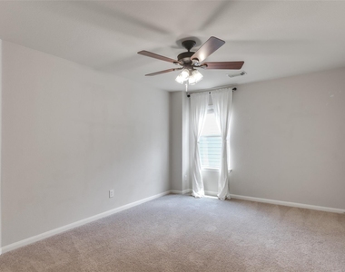 600 S Frontier Ln - Photo Thumbnail 22