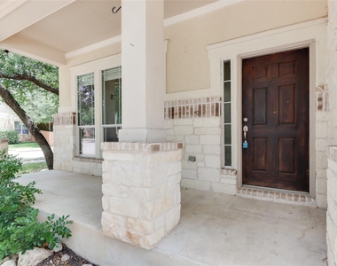 600 S Frontier Ln - Photo Thumbnail 2