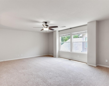 600 S Frontier Ln - Photo Thumbnail 18