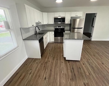 23 Mimosa Lane - Photo Thumbnail 7