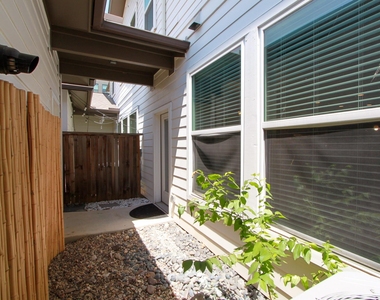 4722 Page St - Photo Thumbnail 29