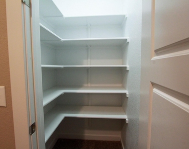 4722 Page St - Photo Thumbnail 27