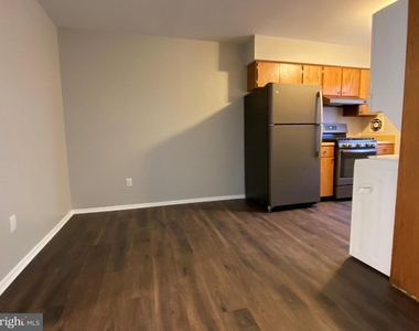 1155 York Road - Photo Thumbnail 3