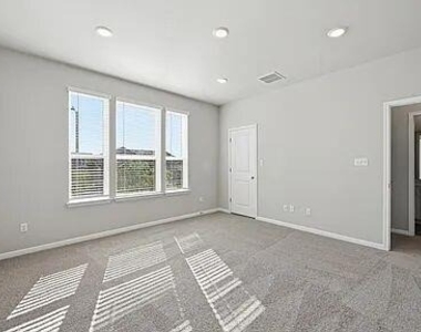 1020 Vista View Dr - Photo Thumbnail 11