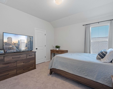 179 Kings Canyon Dr - Photo Thumbnail 26