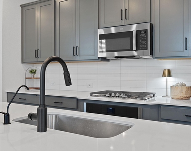 179 Kings Canyon Dr - Photo Thumbnail 4