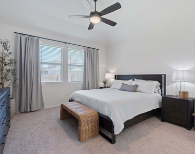 179 Kings Canyon Dr - Photo Thumbnail 11