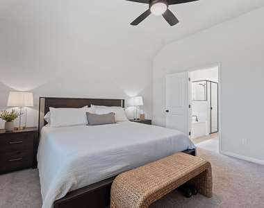 179 Kings Canyon Dr - Photo Thumbnail 12