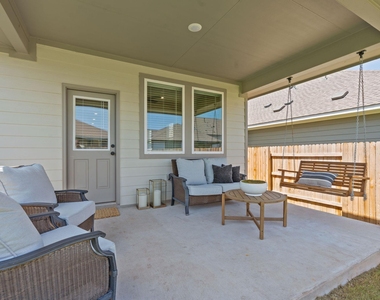 179 Kings Canyon Dr - Photo Thumbnail 23