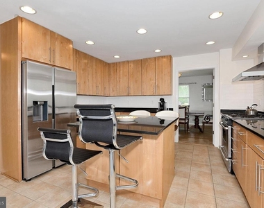 106 Washington Road - Photo Thumbnail 5