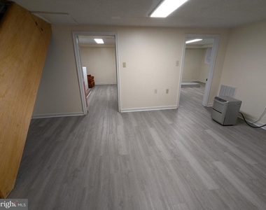 21 Steinway Avenue - Photo Thumbnail 25