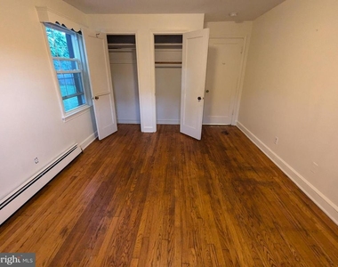 21 Steinway Avenue - Photo Thumbnail 15