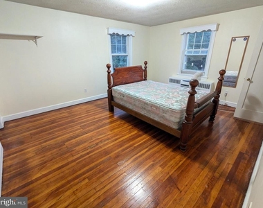 21 Steinway Avenue - Photo Thumbnail 20