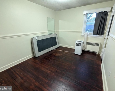 21 Steinway Avenue - Photo Thumbnail 17