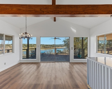 729a Nomad Dr - Photo Thumbnail 7